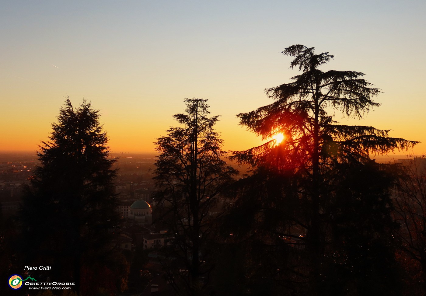 65  Dal Viale delle mura venete al tramonto.JPG